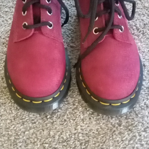 Dr Martens 1460 Pascal Stingray Textured Leather Boot in Cherry Glitter - Picture 9 of 10